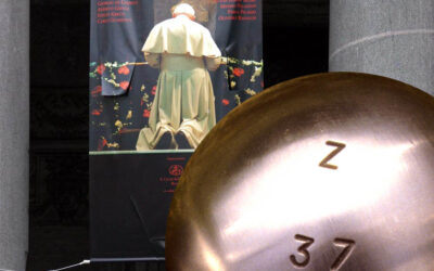 Papst und Pétanque